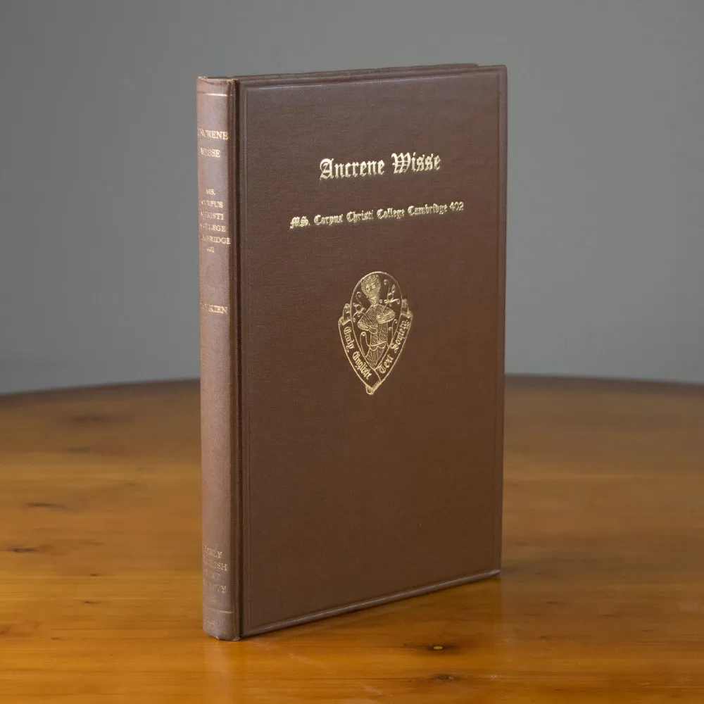 Édition originale de l'essai Ancrene Wisse de John Ronald Reuel Tolkien. Première de couverture et dos.