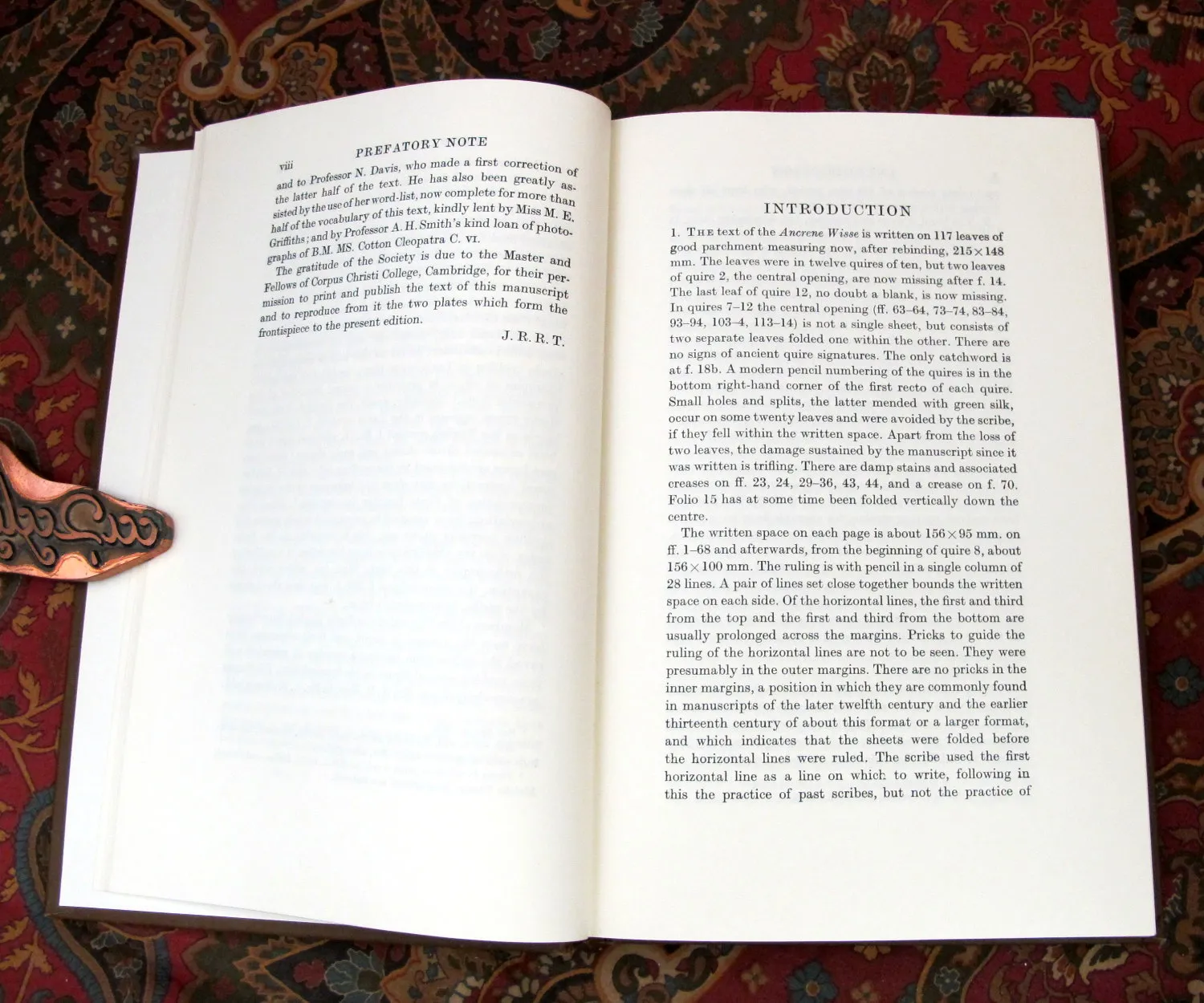 Édition originale de l'essai Ancrene Wisse de John Ronald Reuel Tolkien. Note préliminaire et Introduction (début).