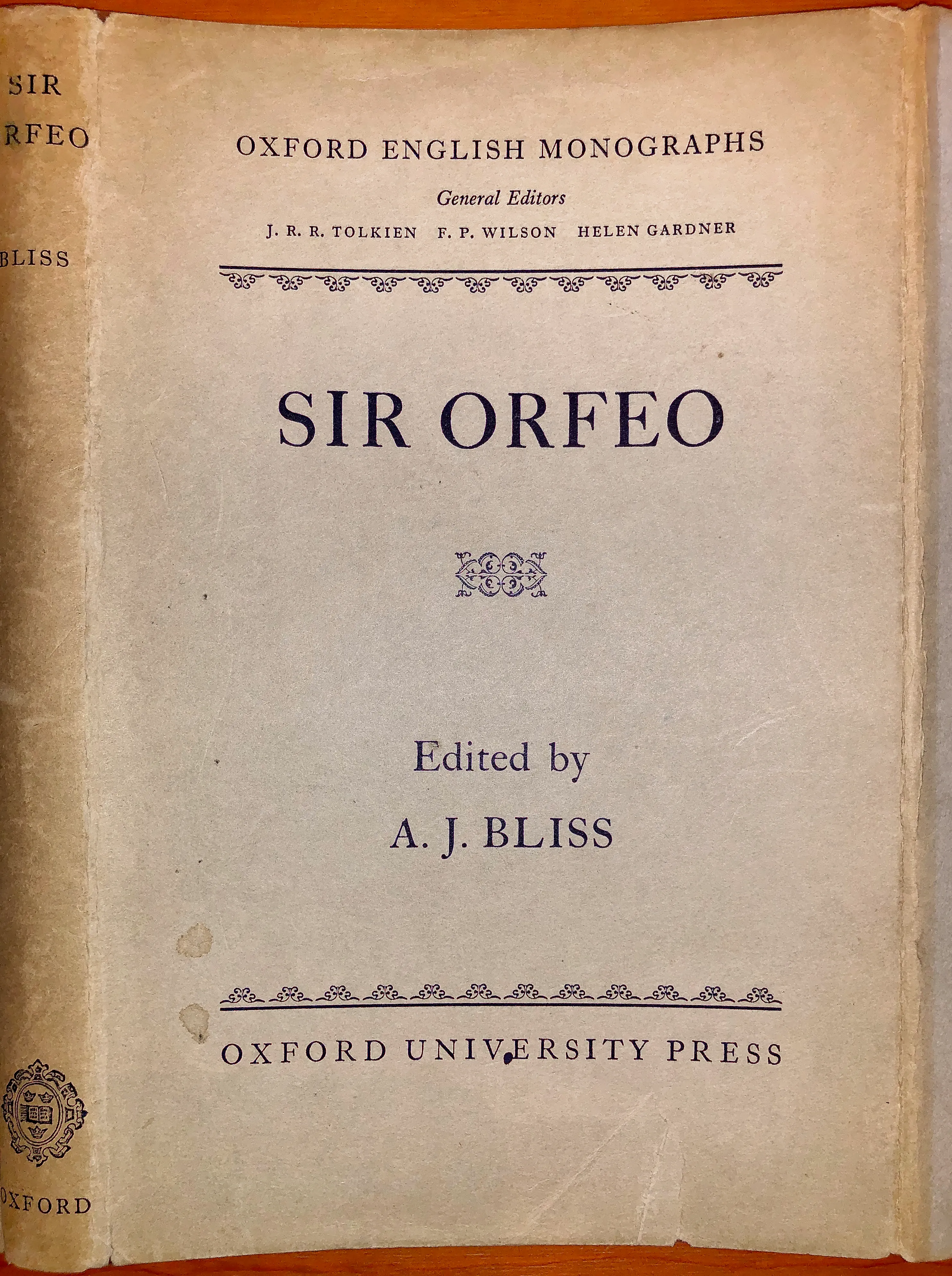Édition originale de l'essai Sir Orfeo de John Ronald Reuel Tolkien. Jaquette (première de couverture).