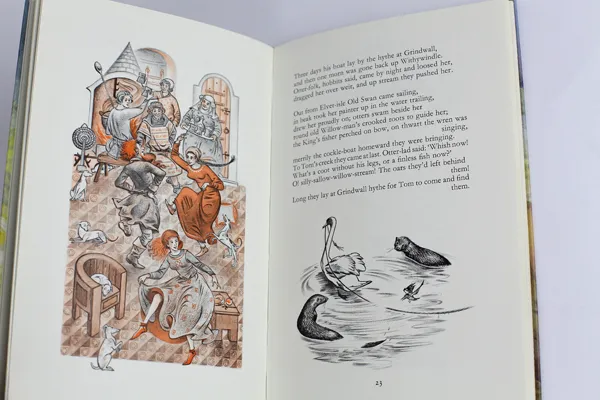 Édition originale du recueil de poèmes The Adventures of Tom Bombadil de John Ronald Reuel Tolkien. Illustration (page 22) et page 23 (illustrée).