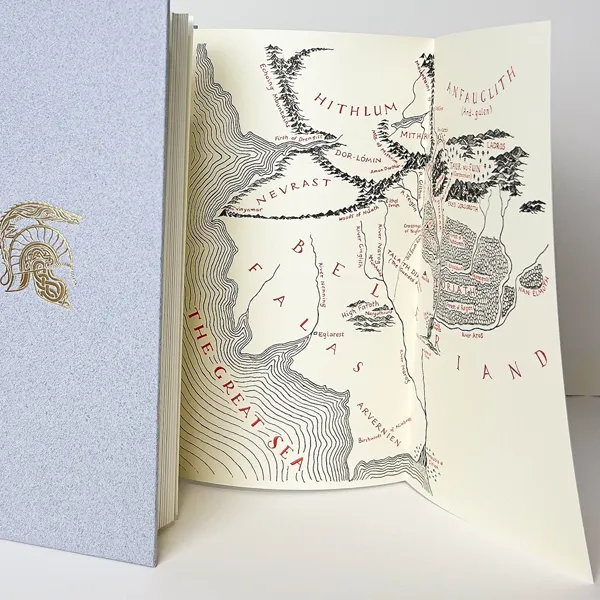 Édition originale du roman The Children of Húrin de John Ronald Reuel Tolkien. Carte du Beleriand.