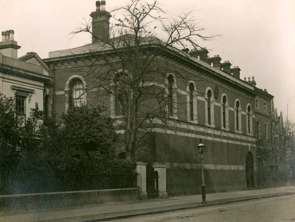 Photo : Saint Philip's Grammar School, école ou John Ronald Reuel Tolkien étudie à partir de 1902.