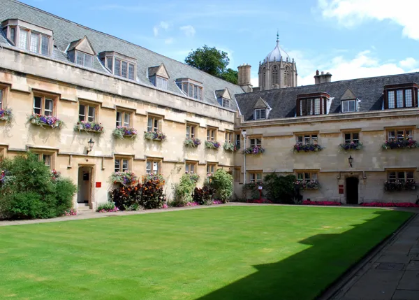 Photo : Pembroke College où ohn Ronald Reuel Tolkien enseigne de l'été 1925 à 1945.