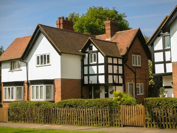 Photo : 5 Gracewell Cottages, Sarhole. Adresse du hameau de la banlieue de Birmingham, à laquelle réside la famille Tolkien de 1896 à 1900.