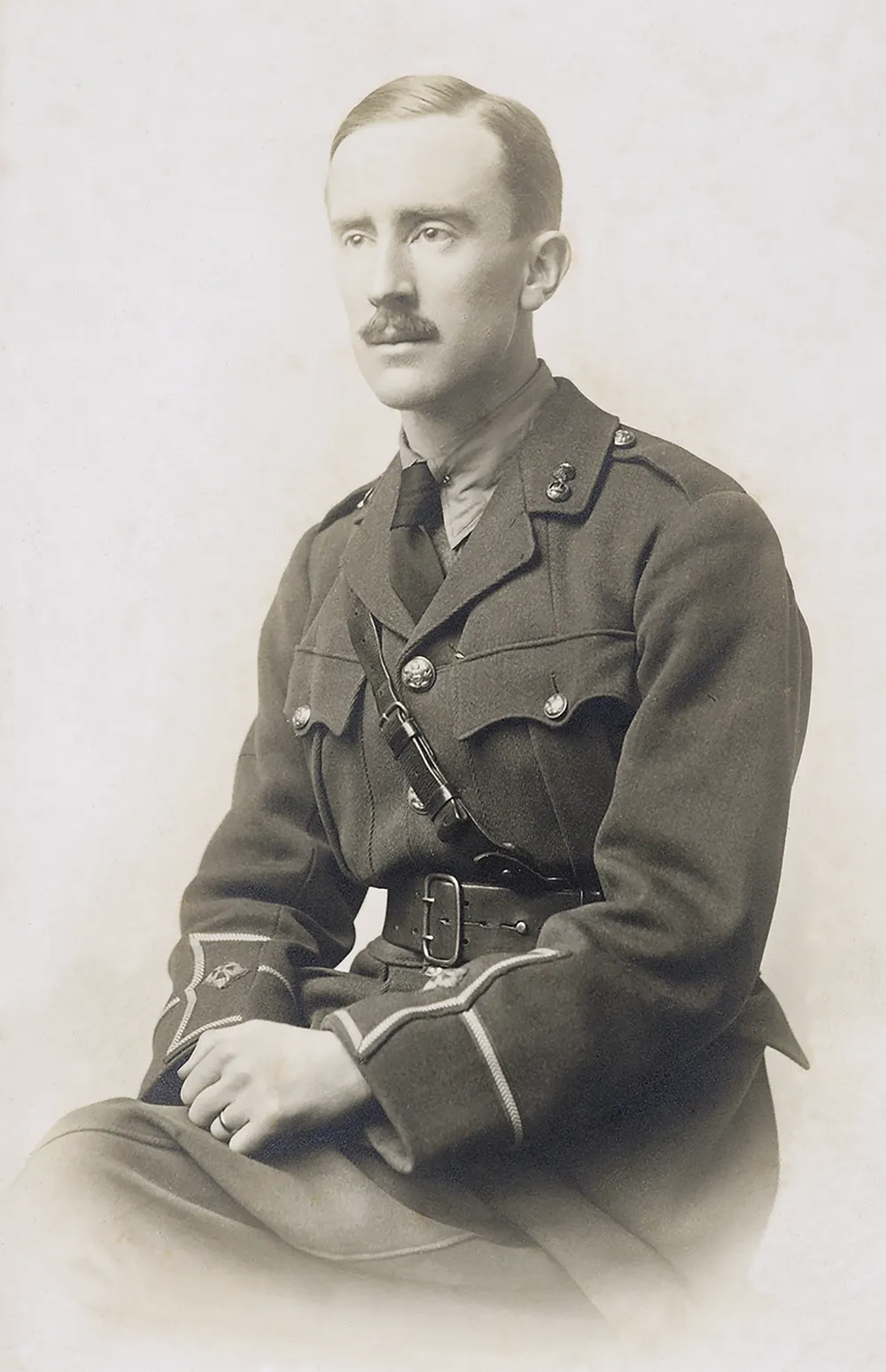 Photo : John Ronald Reuel Tolkien, année 1916.